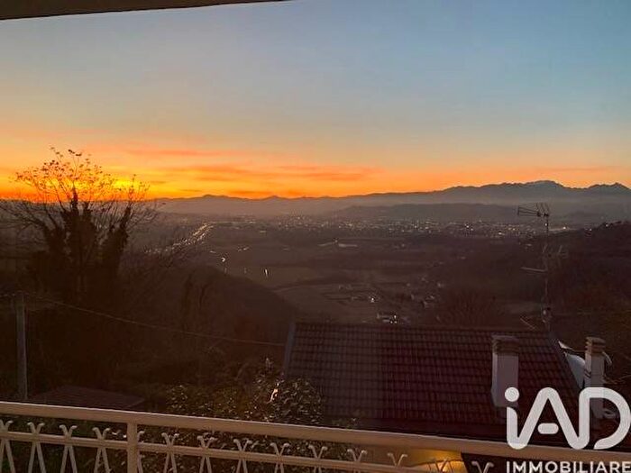 Casa con 6 locali in affitto in Viale Giugno, Monte Berico, Vicenza