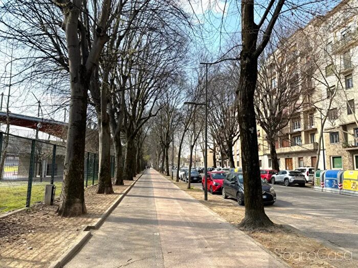 Appartamento con 5 locali in vendita in Via Goffredo Mameli, Firenze