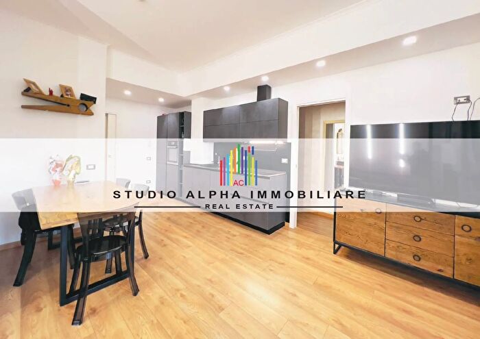 Appartamento con 5 locali in vendita in Via Migliarini, Arenzano