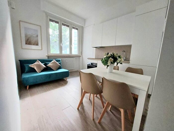 Appartamento bilocale in affitto in Via Alfonso Capecelatro, San Siro, Milano