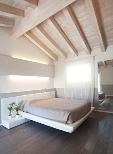 Casa con 6 locali in vendita in Via Mercatelli, Susegana