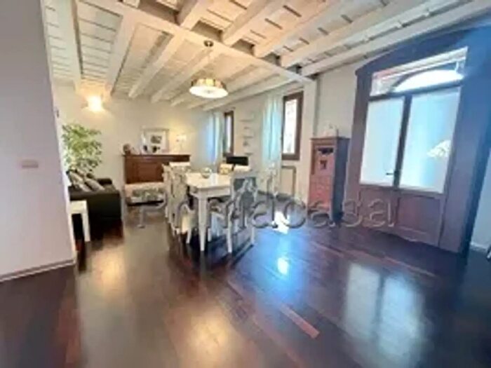 Appartamento con 5 locali in vendita in Via Vittorio Veneto, Cerea