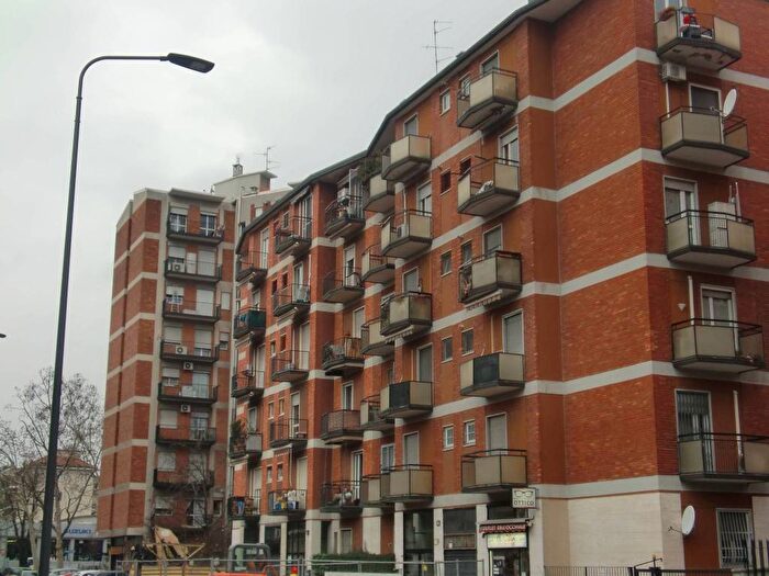 Appartamento monolocale in affitto in Via George Washington, Solari, Milano