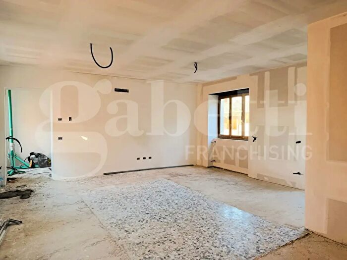 Appartamento bilocale in vendita in Turate