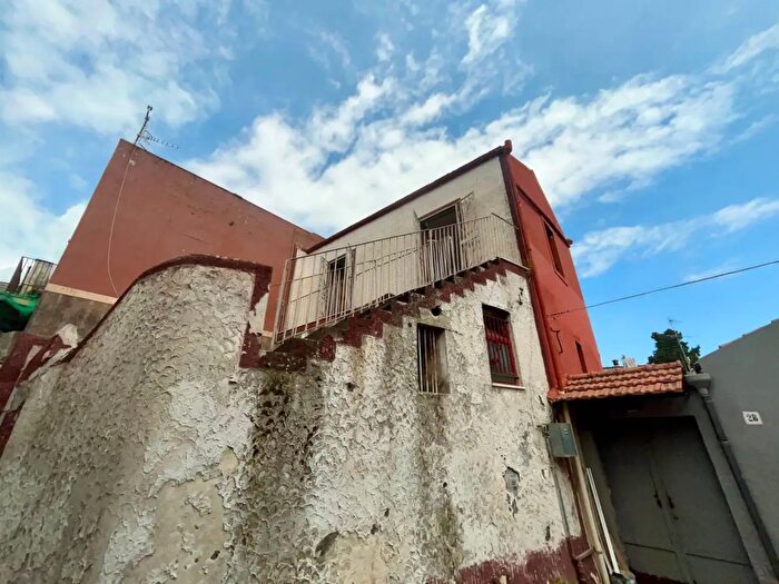 Casa quadrilocale in vendita in Via Benedetta, Mascali