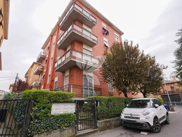 Appartamento trilocale in vendita in Via Ferdinando Galli Bibiena, Parma