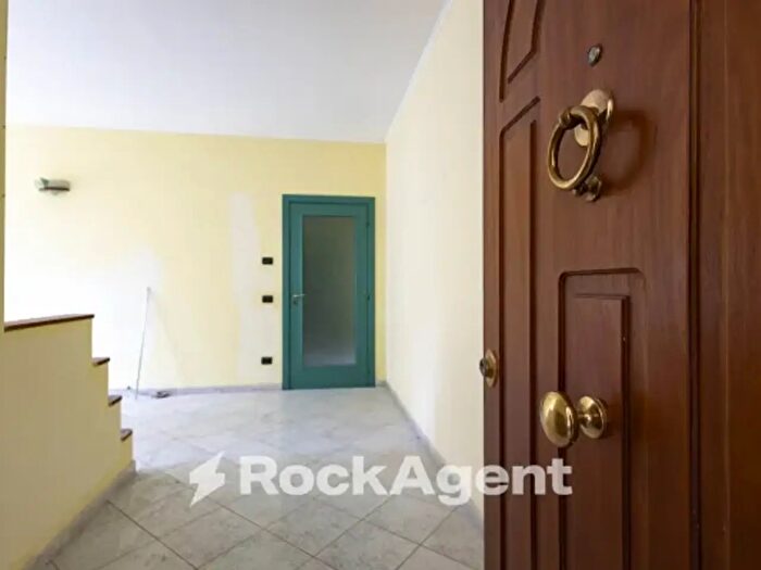 Appartamento trilocale in vendita in Via Vincenzo dAmato, Catanzaro