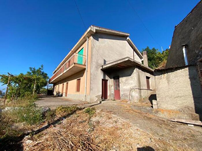 Casa con 5 locali in vendita in Contrada Gallo, Piraino
