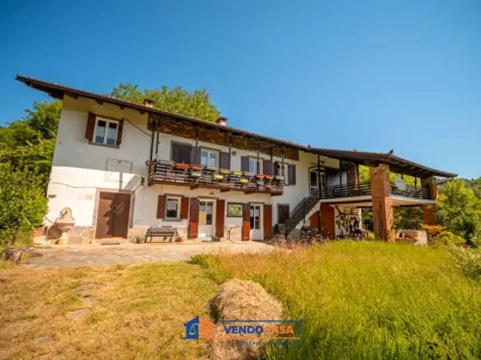Casa con 5 locali in vendita in Via Bottonasco, Caraglio