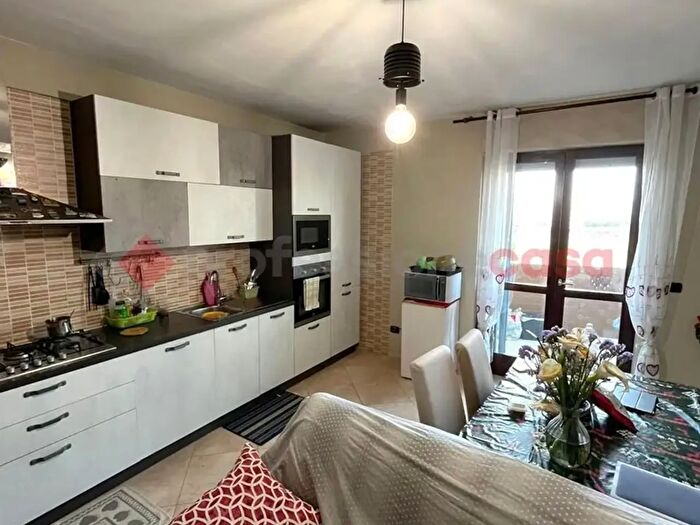 Appartamento trilocale in vendita in Via Michele di Giesi, Bari