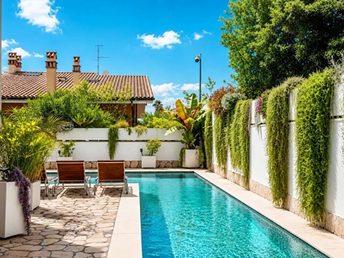 Casa con 6 locali in vendita in Via Alessandro Stradella, Roma