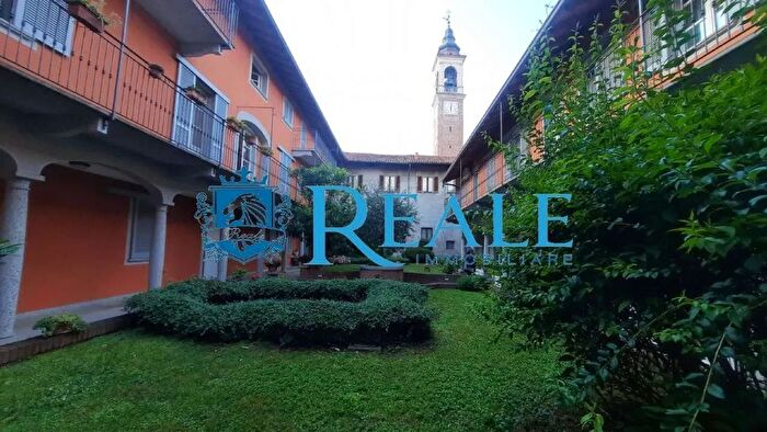 Appartamento trilocale in vendita in Via Gualdoni Cuggiono, Cuggiono