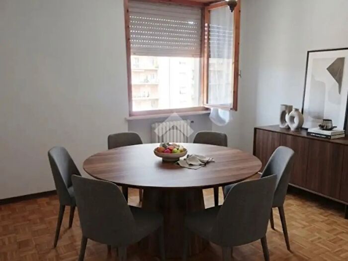 Appartamento trilocale in vendita in Via Torino, Colorno