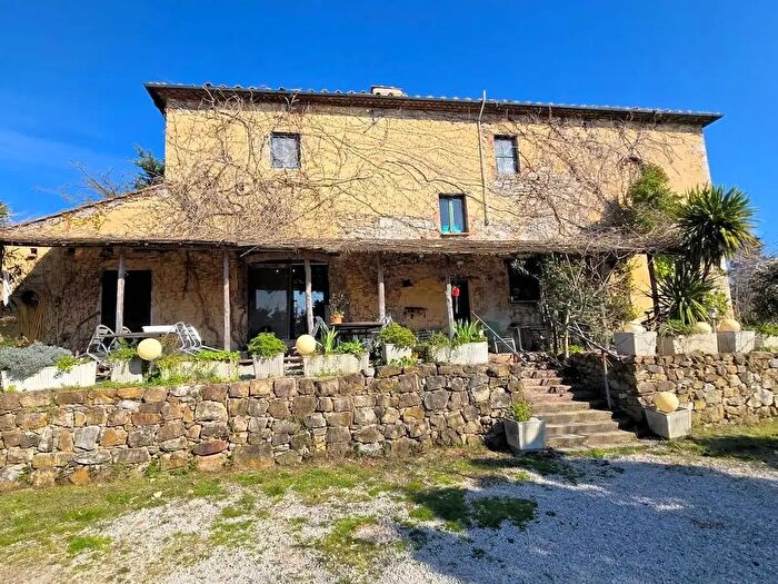 Casa con 10 locali in vendita in Strada Regionale, Monterotondo Marittimo