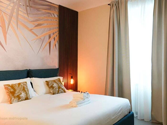 Appartamento trilocale in affitto in Corso Giulio Cesare, Aurora, Torino