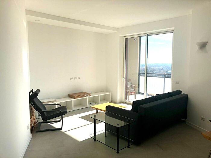 Appartamento bilocale in affitto in Corso Milano, San Carlo Stazione, Monza