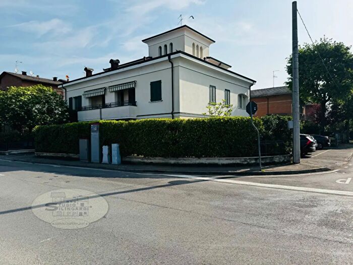 Appartamento con 5 locali in vendita in Formigine