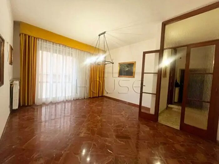 Appartamento con 5 locali in vendita in Via Baldaccio d'Anghiari, Arezzo