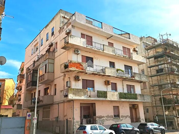 Appartamento quadrilocale in vendita in Via Grazia Deledda, Sassari
