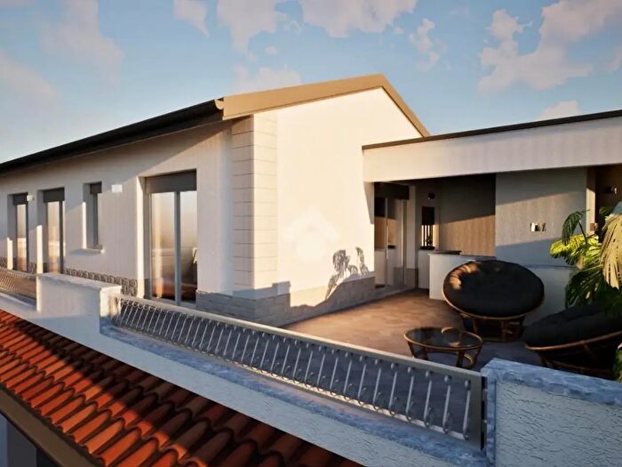 Appartamento quadrilocale in vendita in Corso Milano, Barlassina