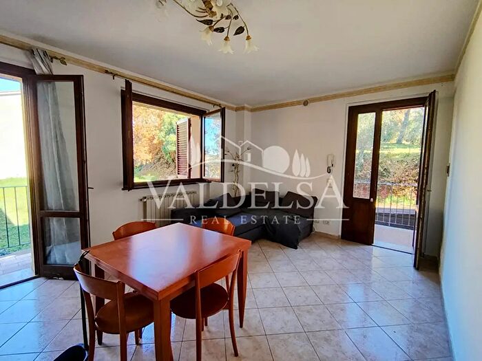 Appartamento quadrilocale in vendita in Pievescola Si, Casole DElsa