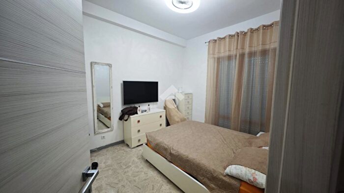 Appartamento trilocale in vendita in Via Giuseppe Garibaldi, Castelforte