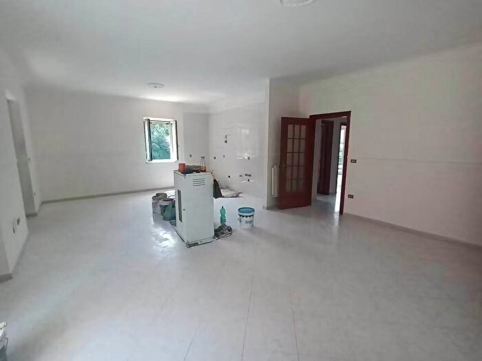 Appartamento bilocale in affitto in Via Marano Pianura, Centro, Marano di Napoli