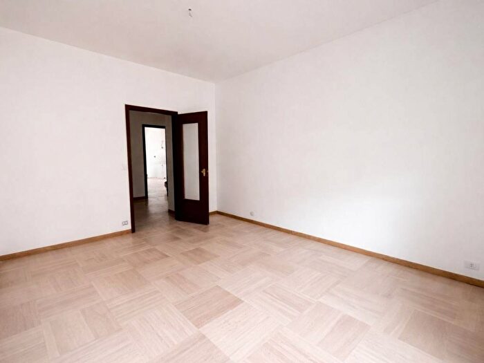 Appartamento trilocale in affitto in Via Pio Foà, San Salvario Dante, Torino