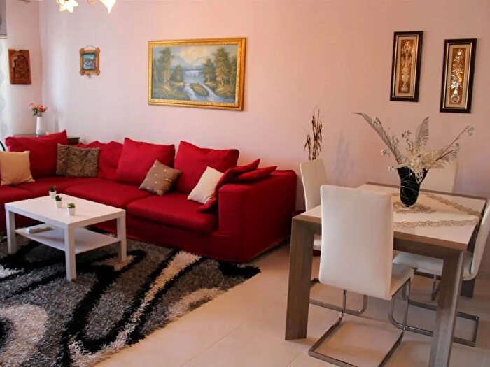 Appartamento trilocale in vendita in Via Monfalcone, Vercelli