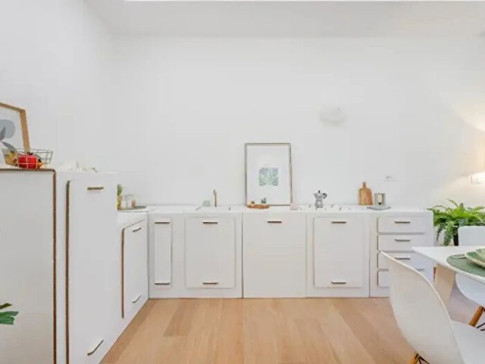 Appartamento trilocale in vendita in Viale Risorgimento, Reggio Emilia