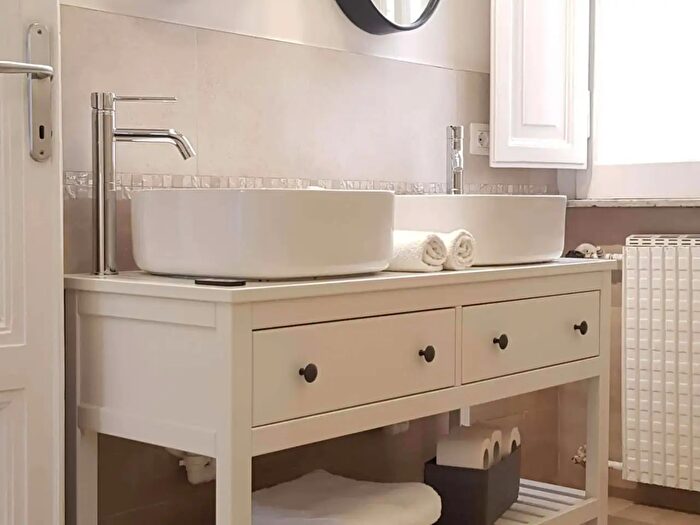 Appartamento monolocale in affitto in Piazza Casalmaggiore, Roma