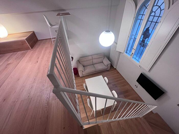 Appartamento quadrilocale in affitto in Piazza Luigi Galvani, Centro Storico, Bologna