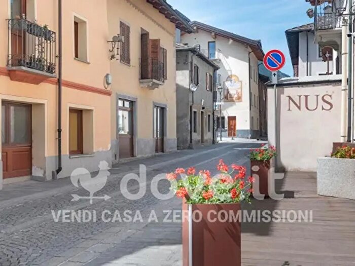 Appartamento bilocale in vendita in Via Risorgimento, Nus