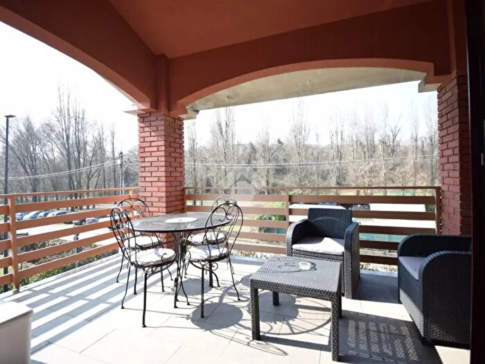 Appartamento quadrilocale in vendita in Via dei Pioppi, Cologno Monzese