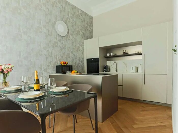Appartamento monolocale in affitto in Viale Tibaldi, Milano