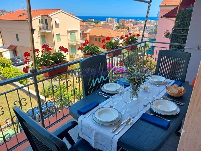 Appartamento bilocale in vendita in Pietra Ligure
