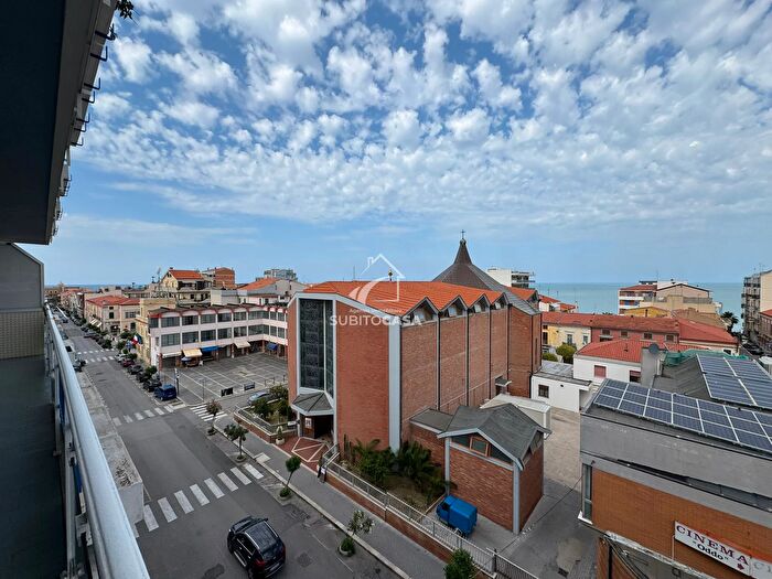 Appartamento trilocale in vendita in Corso Fratelli Brigida Termoli Cb, Termoli