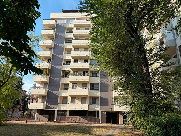 Appartamento con 5 locali in vendita in Viale Olimpia, Reggio nell'Emilia