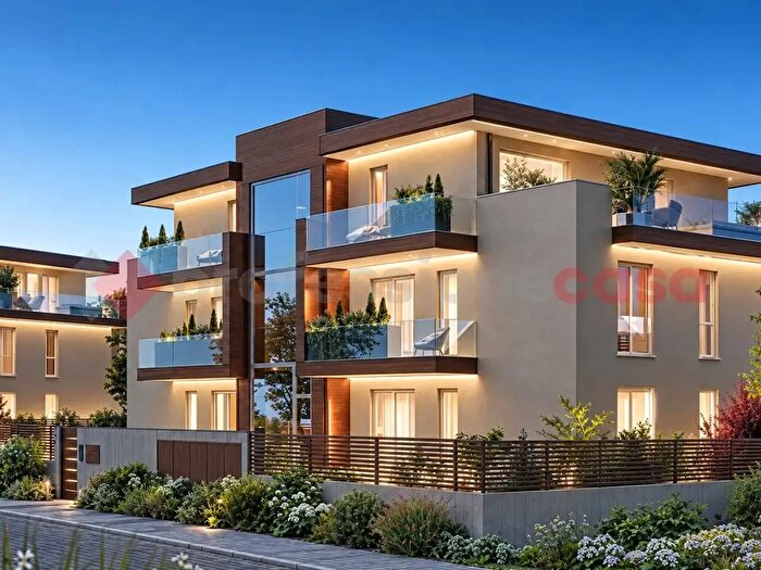 Appartamento con 5 locali in vendita in Via XX Settembre, Arona