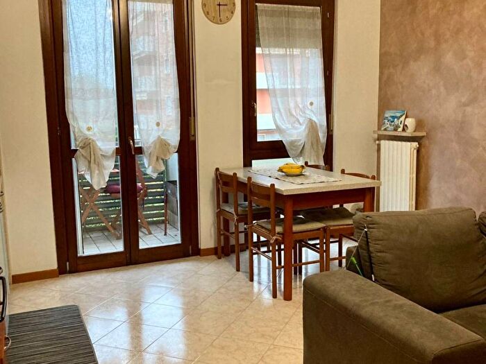 Appartamento bilocale in affitto in Via Sanzio Benazzi, Cà di David, Verona