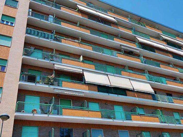 Appartamento trilocale in vendita in Via Cesare Battisti, Grugliasco