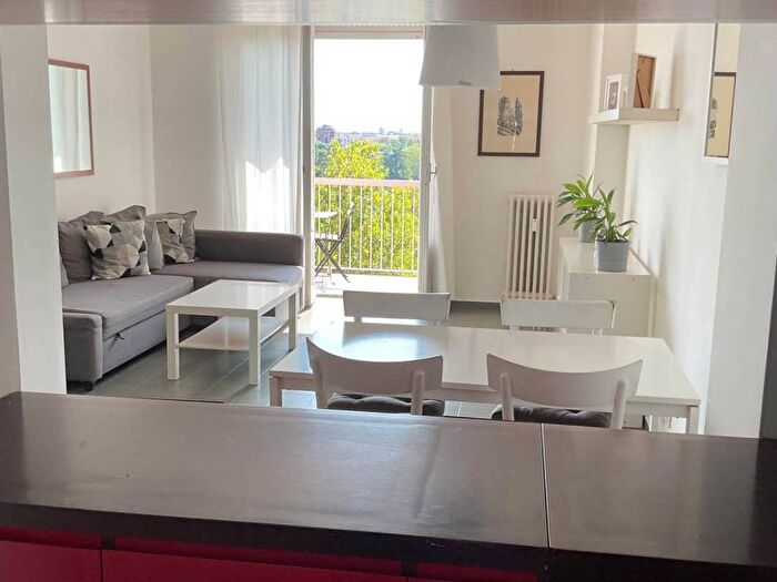 Appartamento trilocale in affitto in Via Martino Bassi, QT, Milano