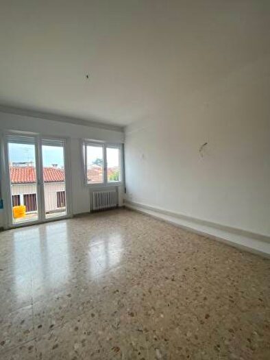 Appartamento con 5 locali in affitto in Piazza Santa Maria Maggiore, Piazza del Grano Burchiellati, Treviso