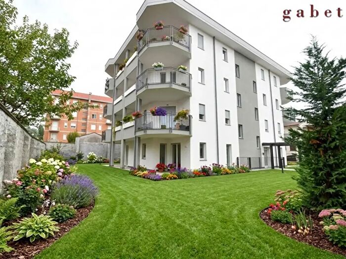 Appartamento quadrilocale in vendita in Magenta