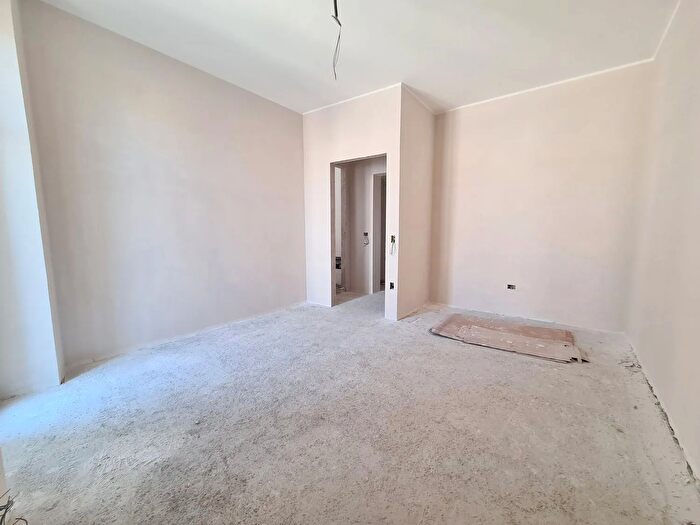 Appartamento trilocale in vendita in Via De Dominicis Cavallino Le Italia, Cavallino