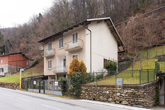 Casa trilocale in vendita in Borgata Centrale, Frassino