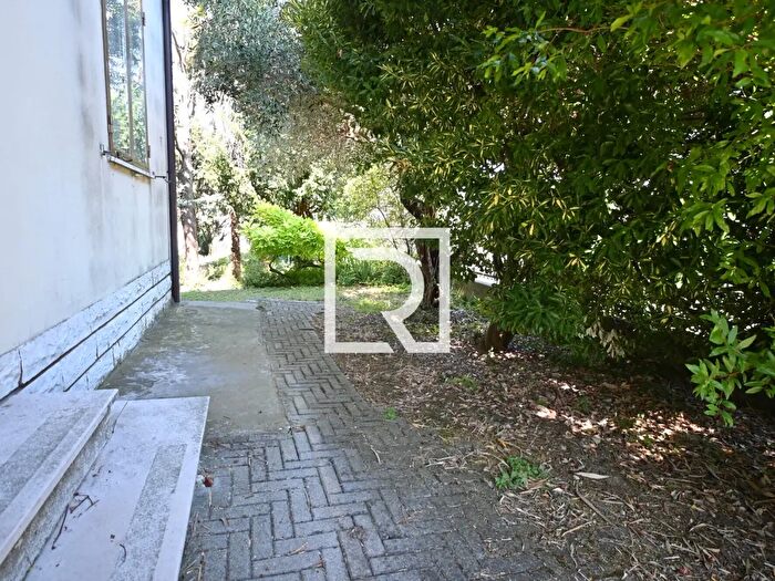 Casa con 7 locali in vendita in Mandriole, Ravenna