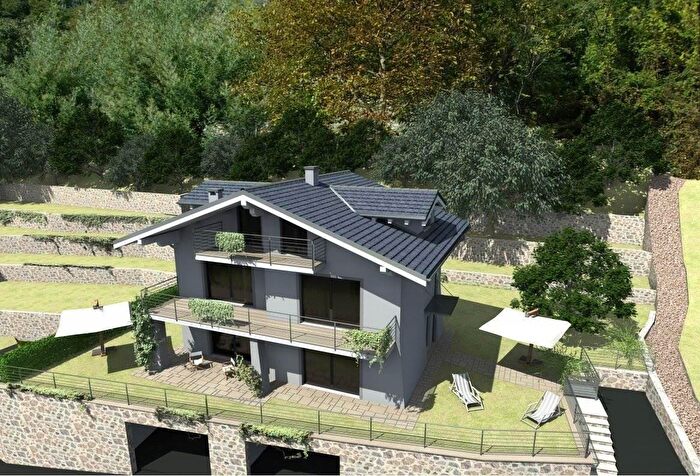 Appartamento bilocale in vendita in Sorico