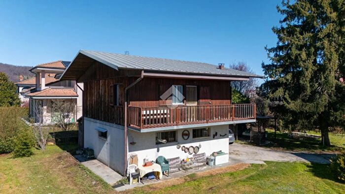 Casa quadrilocale in vendita in Via Saluzzo, Costigliole Saluzzo