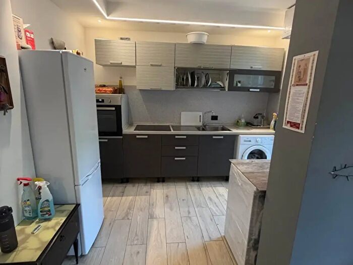 Appartamento trilocale in vendita in Modena